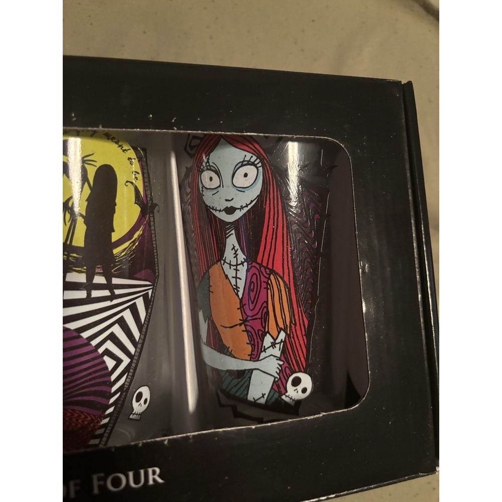 The Nightmare Before Christmas 4-piece Glassware set, 16 oz Each - Picture 4 of 5